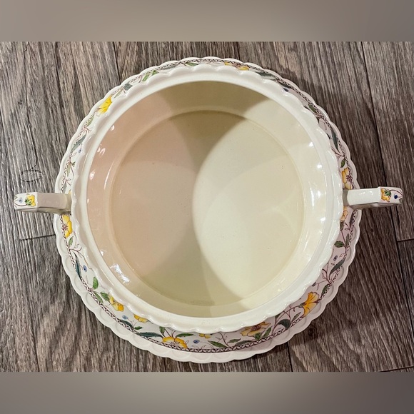 Large Vernon Kilns MCM Hibiscus Round Serving Platter 15” And Soup Tureen 14.5” - Picture 2 of 14